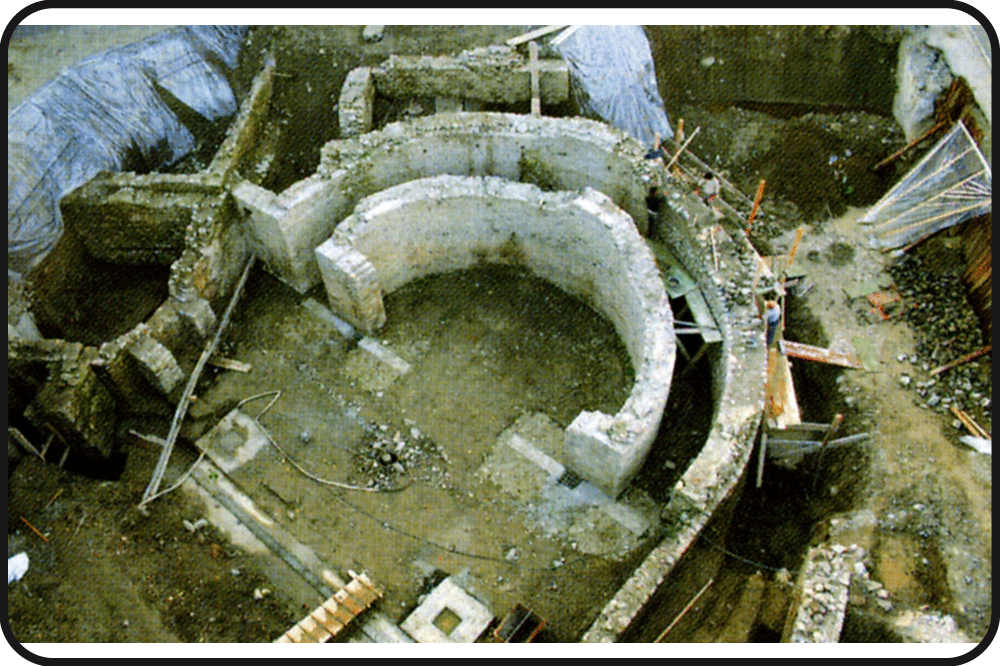 P7_Prieuré_hemicycle