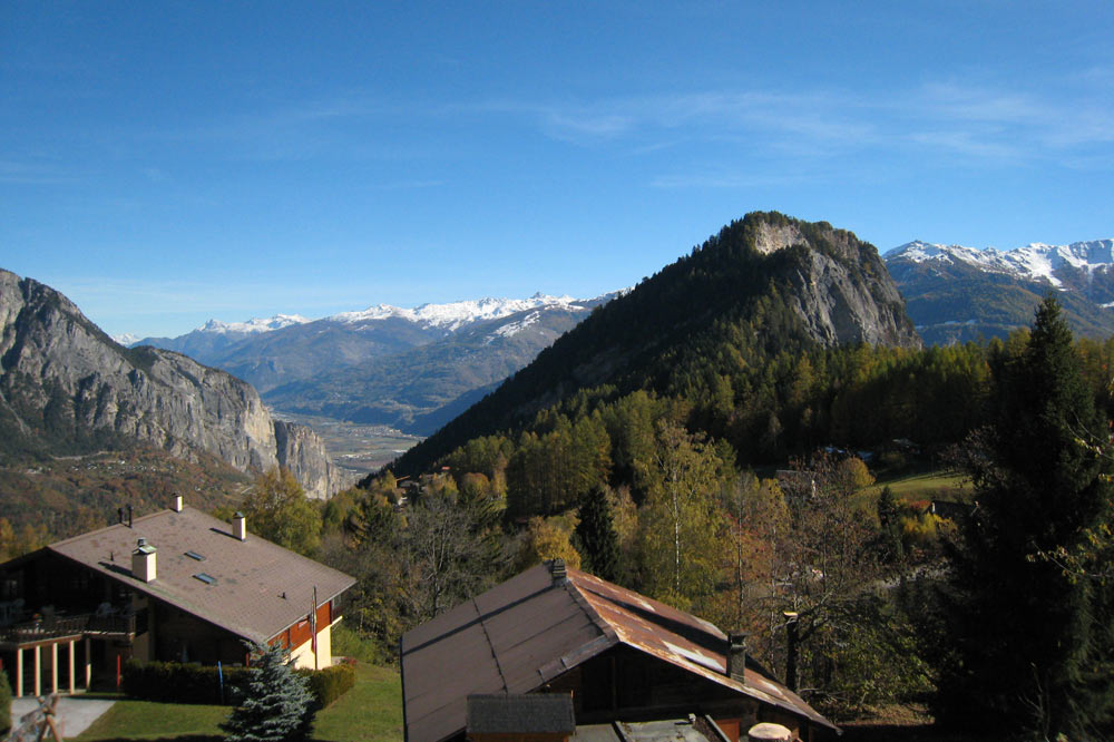 L'Ardève vue depuis les Mayens de Chamoson