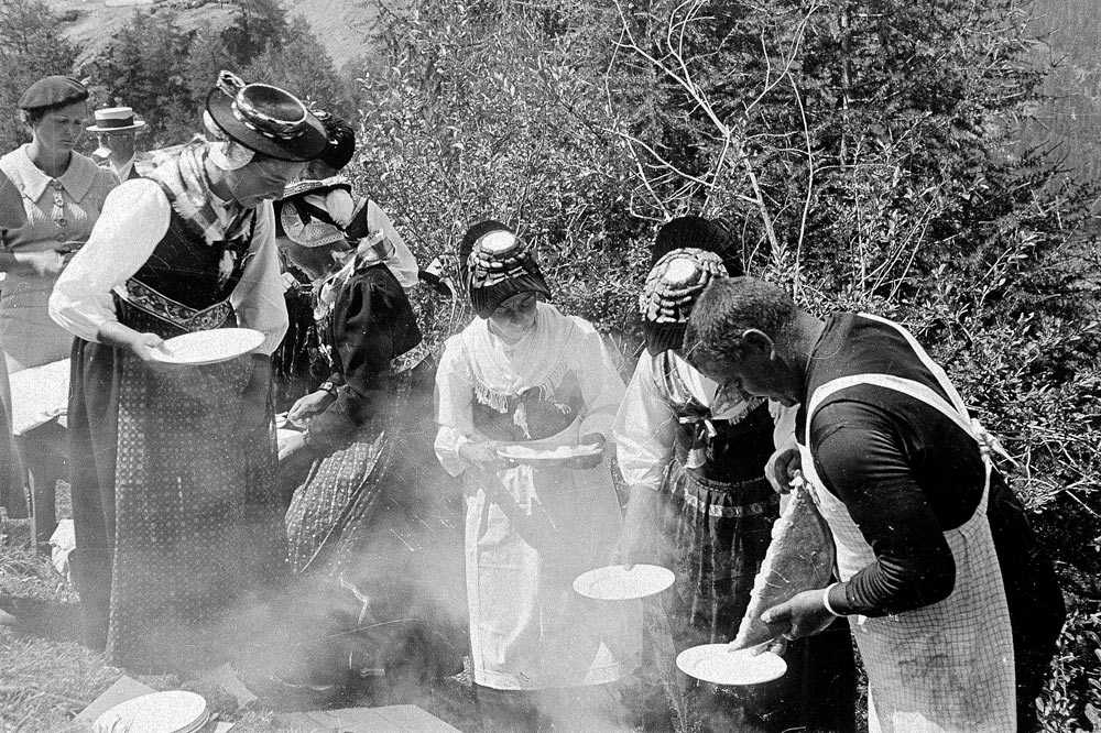 Raclette champêtre en 1937