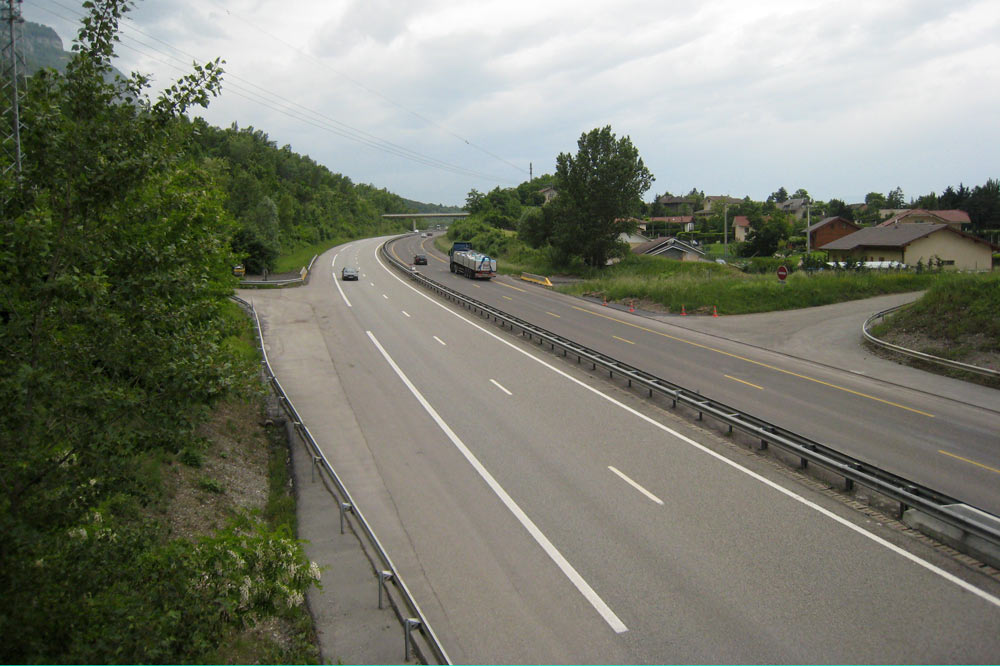 Les autoroutes, des barrières infranchissables