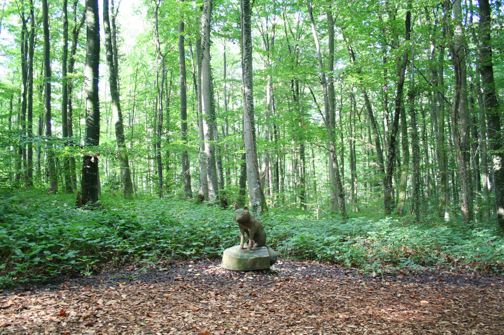 Sculpture dans la forêt enchantée