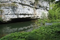 Une rivière en terre calcaire