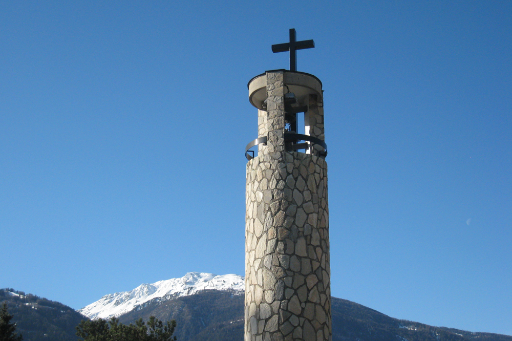 Clocher de l'église de Corin