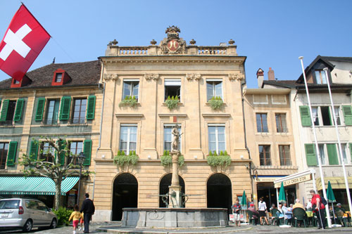 Place du Marché et Hôtel de Ville